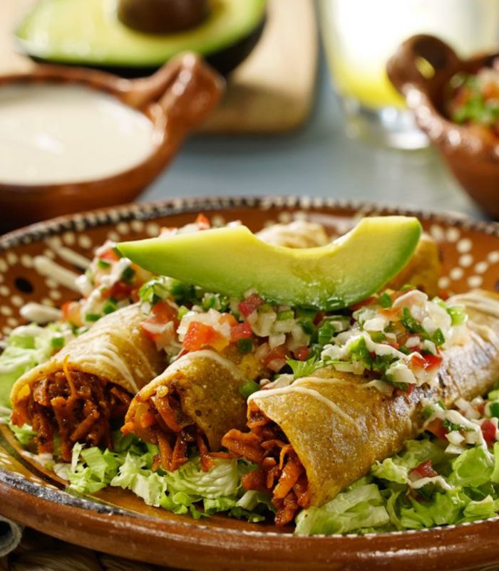 Taquitos Dorados de Pollo